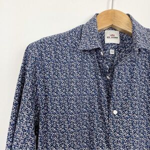 Ben Sherman Men’s Blue & White Long Sleeve Buttoned Shirt Size XL Floral Print